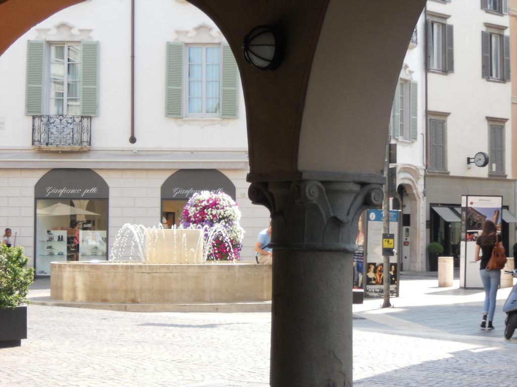 Al Centro Storico Daire Bergamo Oda fotoğraf